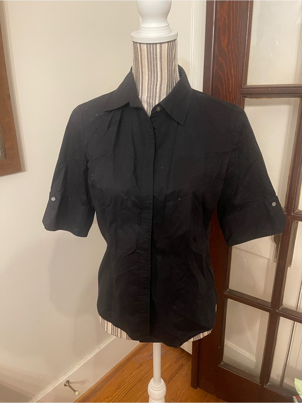 Harold's Black Short-Sleeve Button-Down Shirt